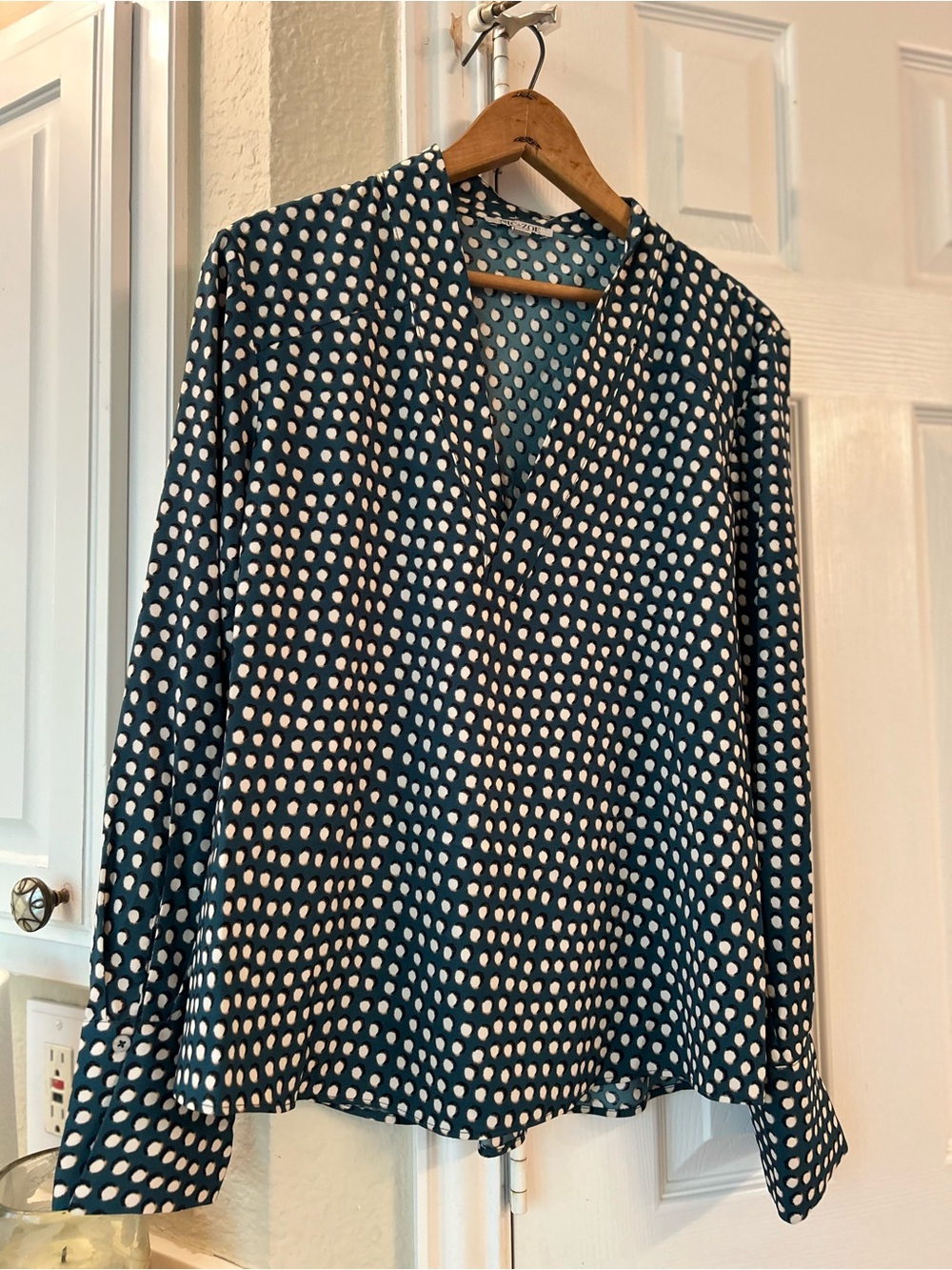 Nic & Zoe Blouse. Green, Ivory, Black. M.